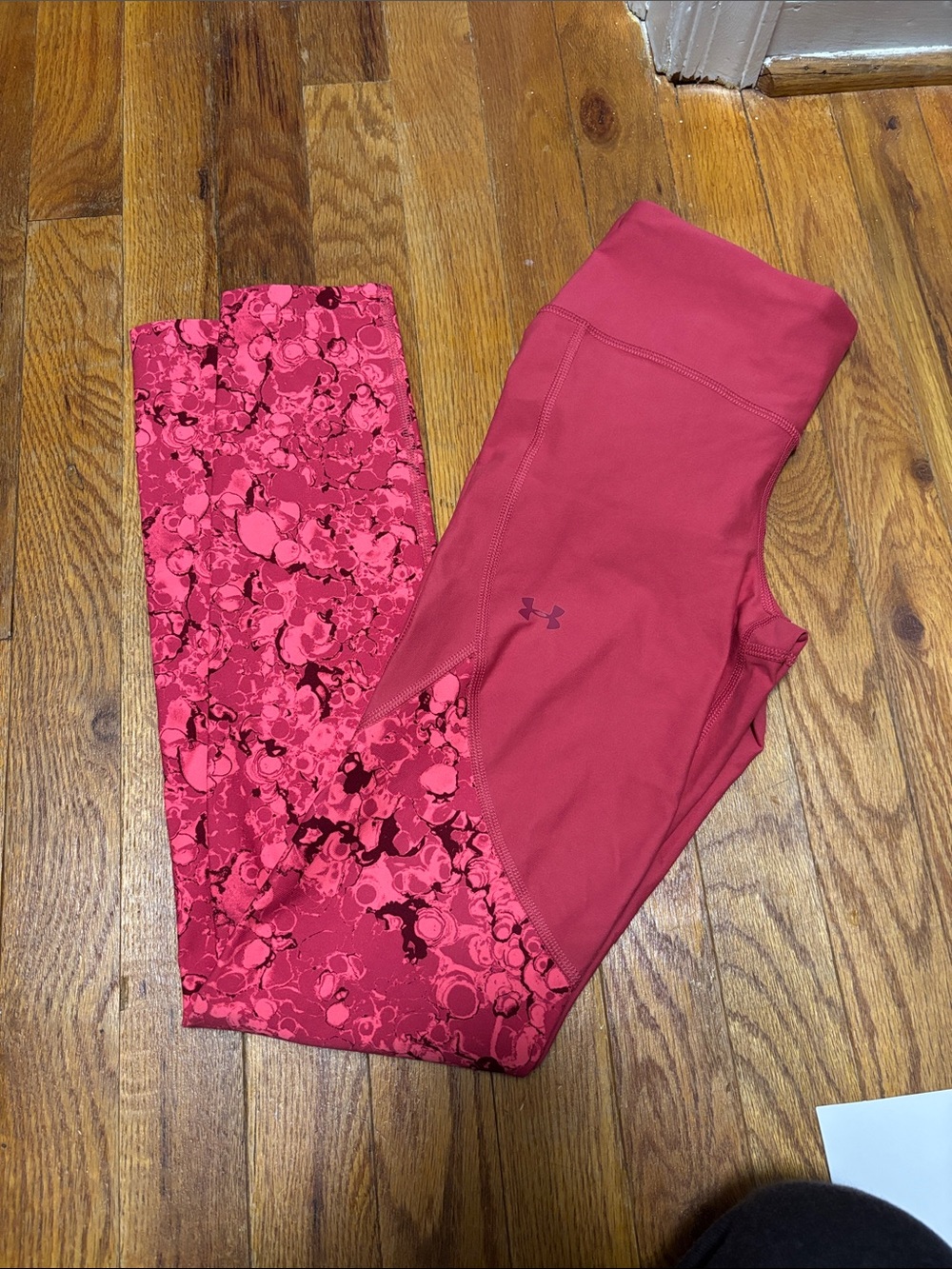 NWOT Under Armour Pink Floral-Print Athletic Leggings Heatgear